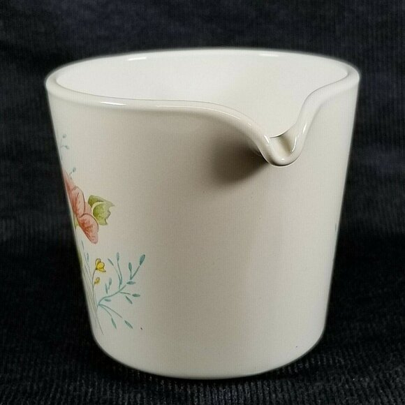 Corning Cornerstone Summer Mist Creamer 6oz USA 2.5" delicate florals Corelle - Picture 4 of 7